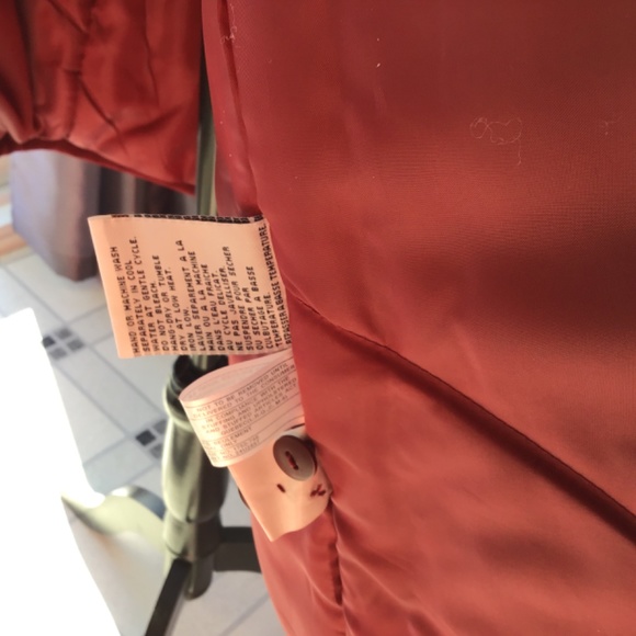 SEQUENCE Women’s burgundy parka/removable hood - Picture 12 of 14